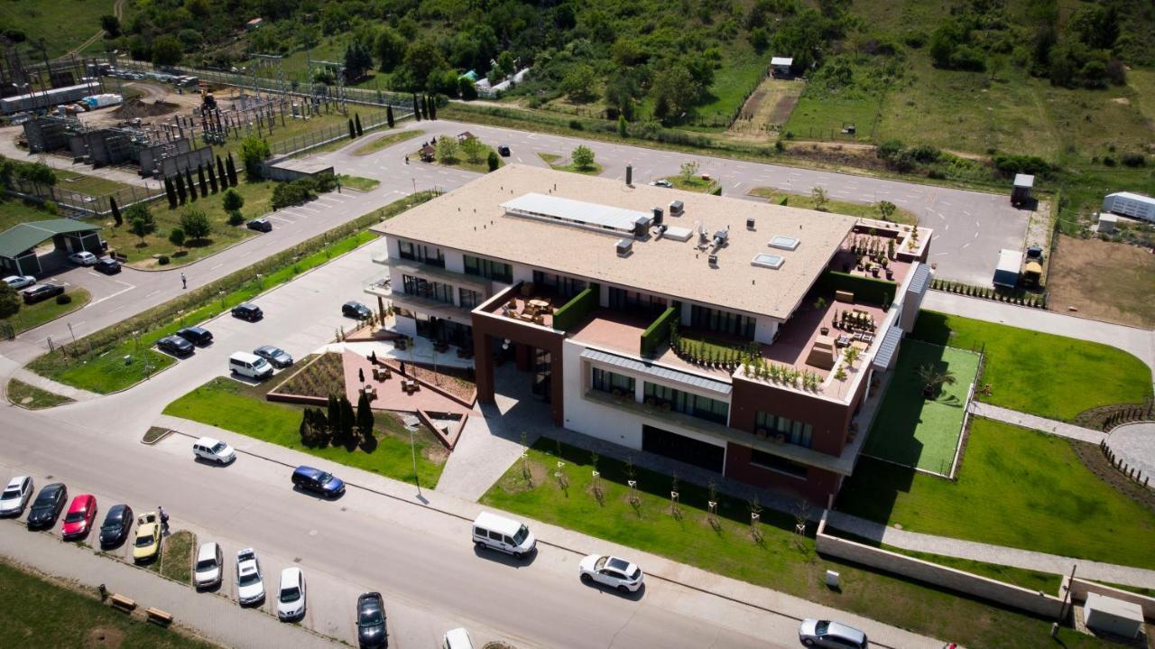 Allure Healthy Hotel & Spa Eger Bagian luar foto